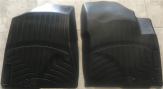 Thumbnails/873A674B-3D43-464D-88C7-BCCB79724CA0/weathertech 2013 kia sorento black floorliner 1st row back view.png