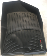 Thumbnails/873A674B-3D43-464D-88C7-BCCB79724CA0/weathertech 2013 kia sorento black floorliner passenger side.png